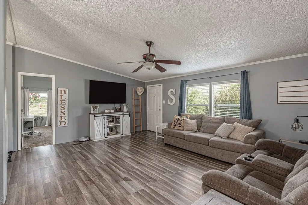 4570 County Road 2629 Caddo Mills TX 75135