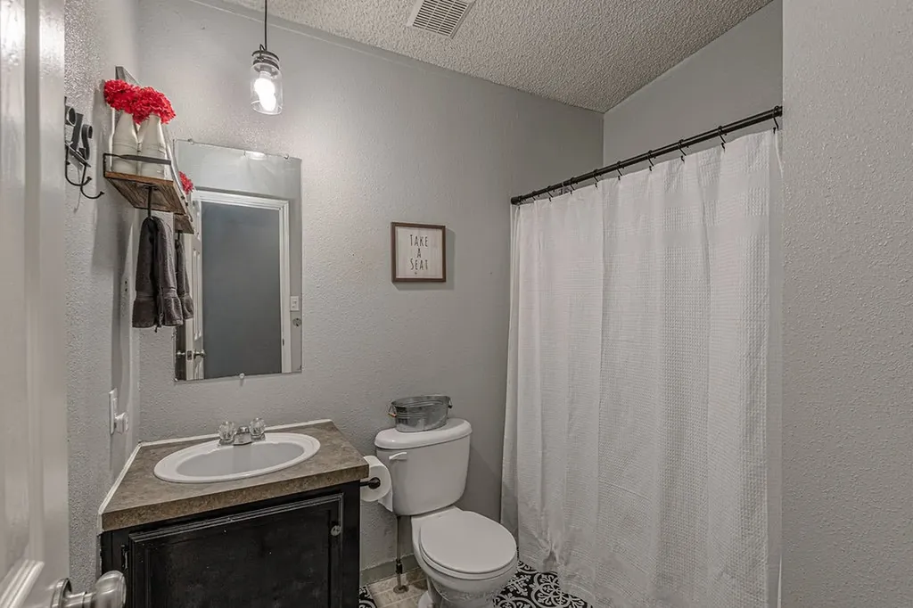 4570 County Road 2629 Caddo Mills TX 75135