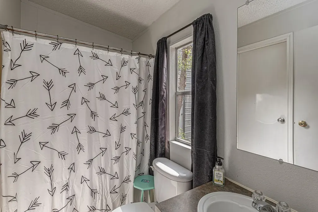 4570 County Road 2629 Caddo Mills TX 75135