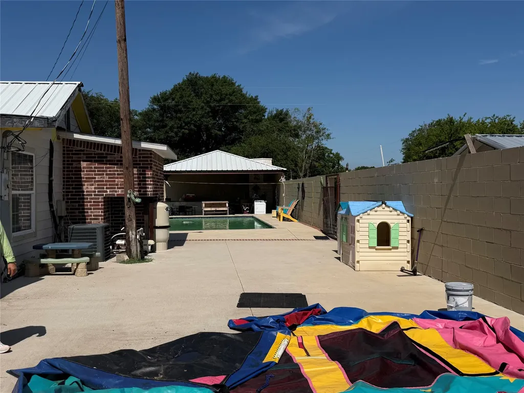 19685 County Road 4045a Kemp TX 75143