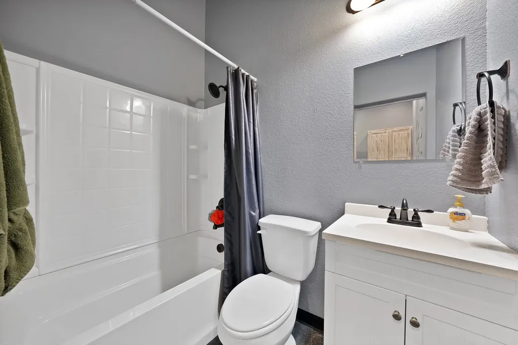3875 Fm 121 Van Alstyne TX 75495