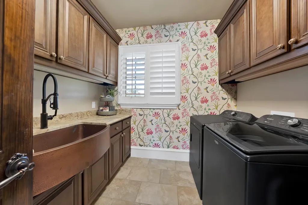 3875 Fm 121 Van Alstyne TX 75495
