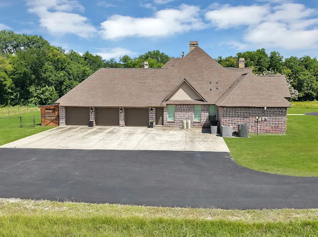 3875 Fm 121 Van Alstyne TX 75495