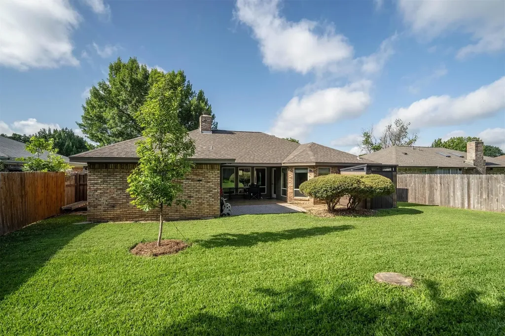 2926 Cripple Creek Trail Grapevine TX 76051