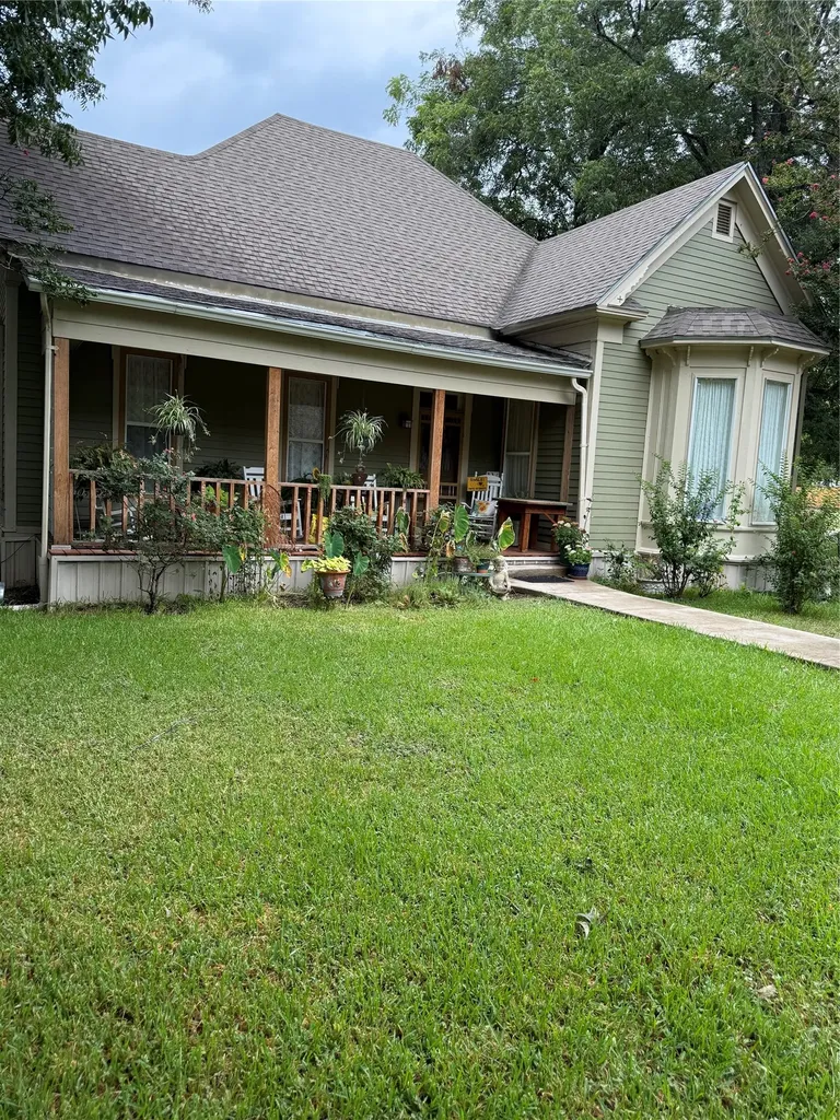 300 3rd Street Hubbard TX 76648