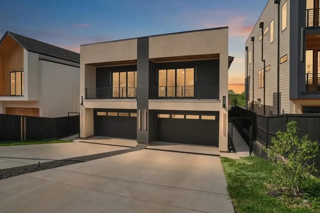 1825 Pollard Street Dallas TX 75208