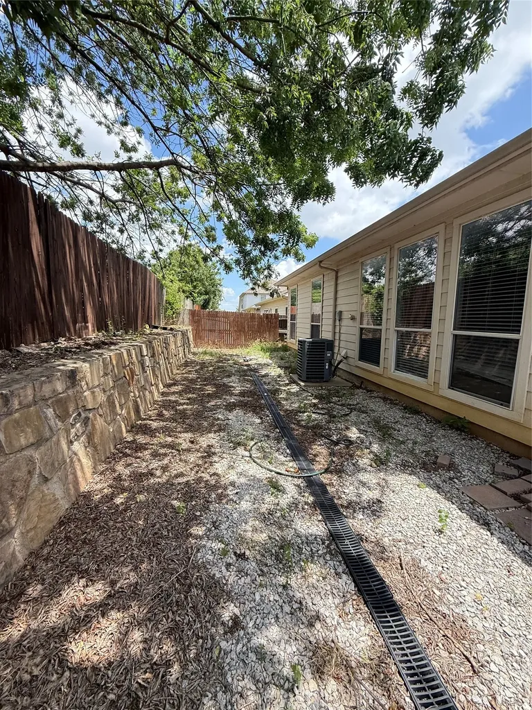 1152 Sunderland Lane Fort Worth TX 76134