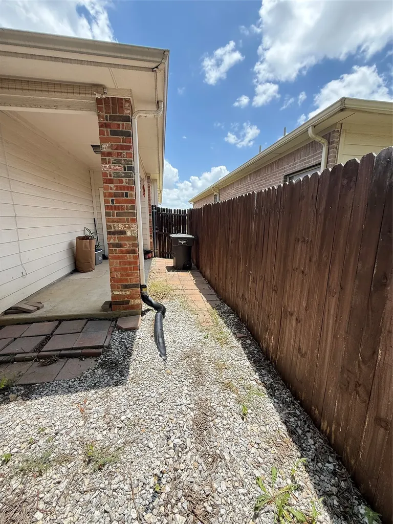1152 Sunderland Lane Fort Worth TX 76134