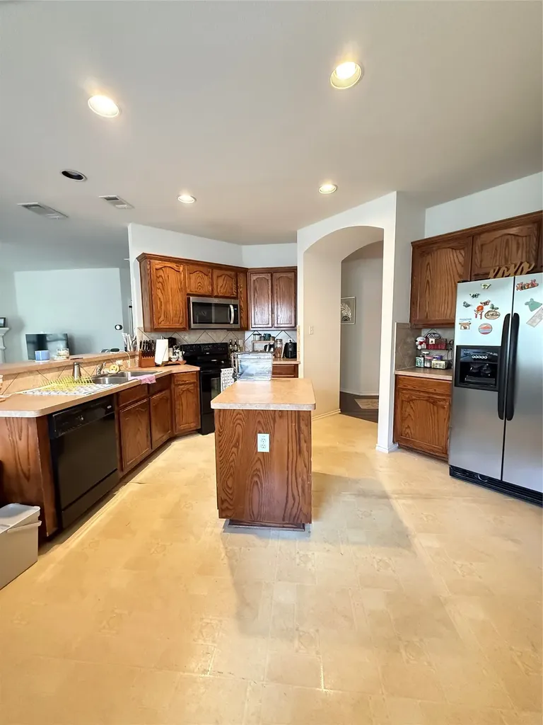 1152 Sunderland Lane Fort Worth TX 76134