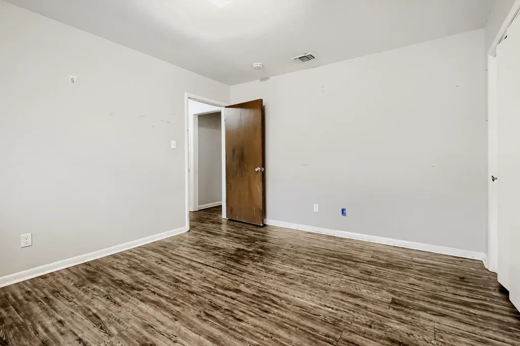 1205 Duane Street Benbrook TX 76126