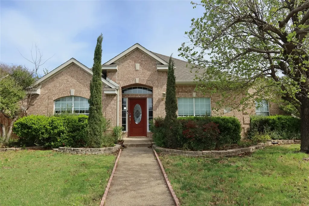 2816 Kings Gate Drive Carrollton TX 75006