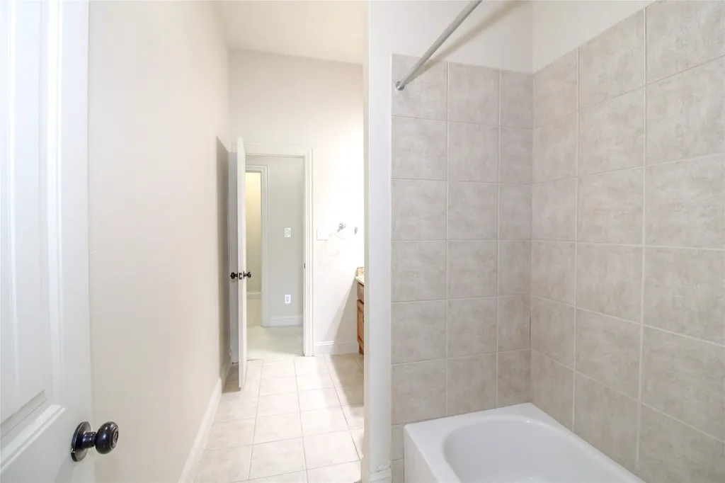 215 Wooded Creek Avenue Wylie TX 75098
