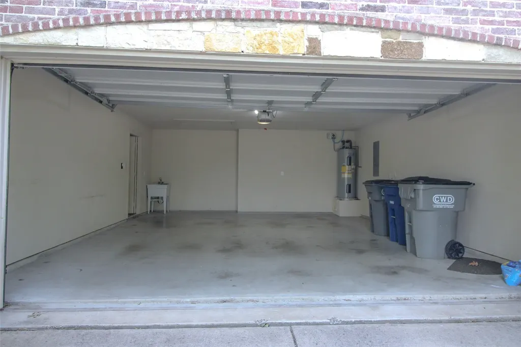 215 Wooded Creek Avenue Wylie TX 75098