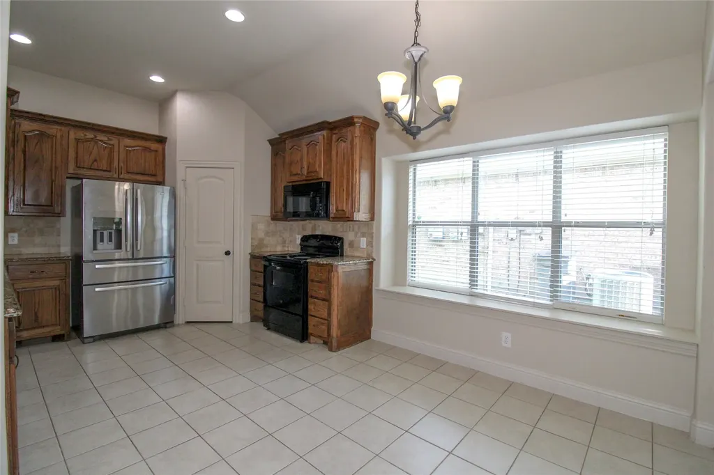 215 Wooded Creek Avenue Wylie TX 75098