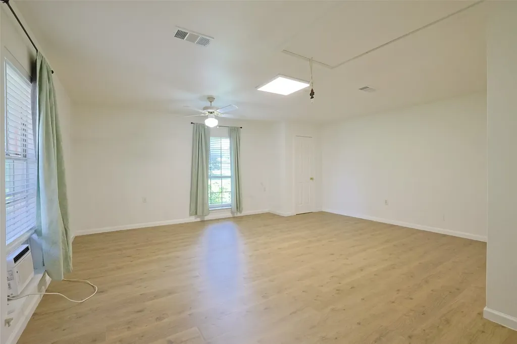 2550 W Lucas Road Lucas TX 75002