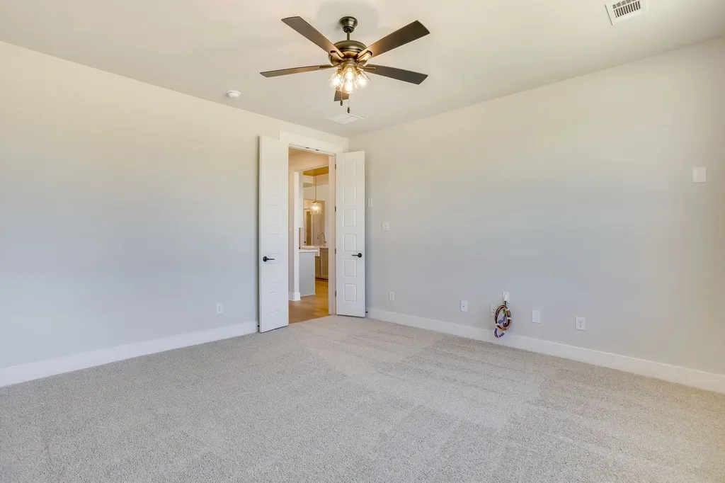 2830 Guadalupe Peak Waxahachie TX 75167