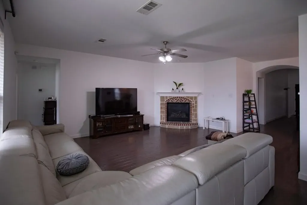 404 Barnstorm Drive Celina TX 75009
