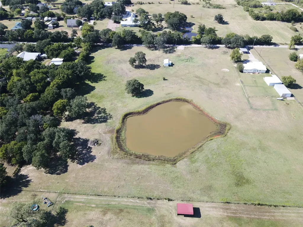 1721 County Road 909 Joshua TX 76058
