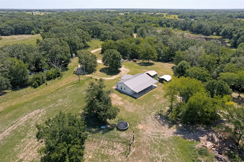 822 Private Road 7370 Point TX 75472