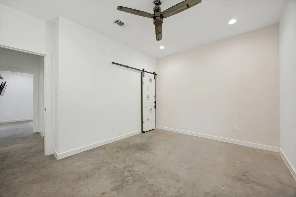 822 Private Road 7370 Point TX 75472