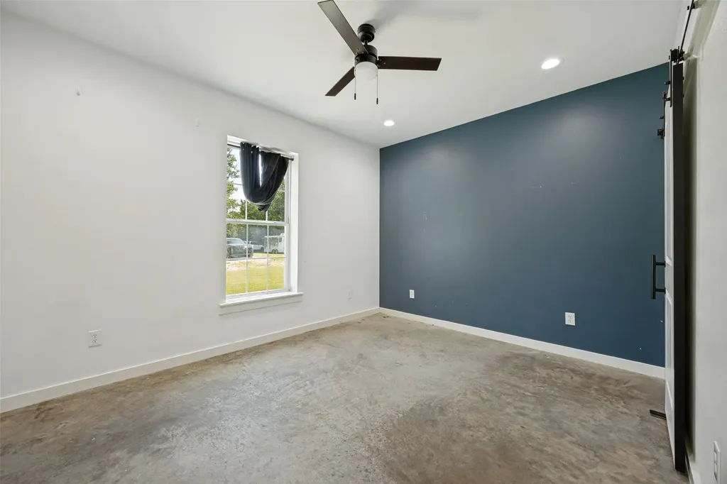 822 Private Road 7370 Point TX 75472