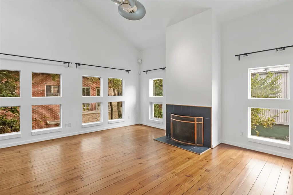 3809 San Jacinto Street Dallas TX 75204