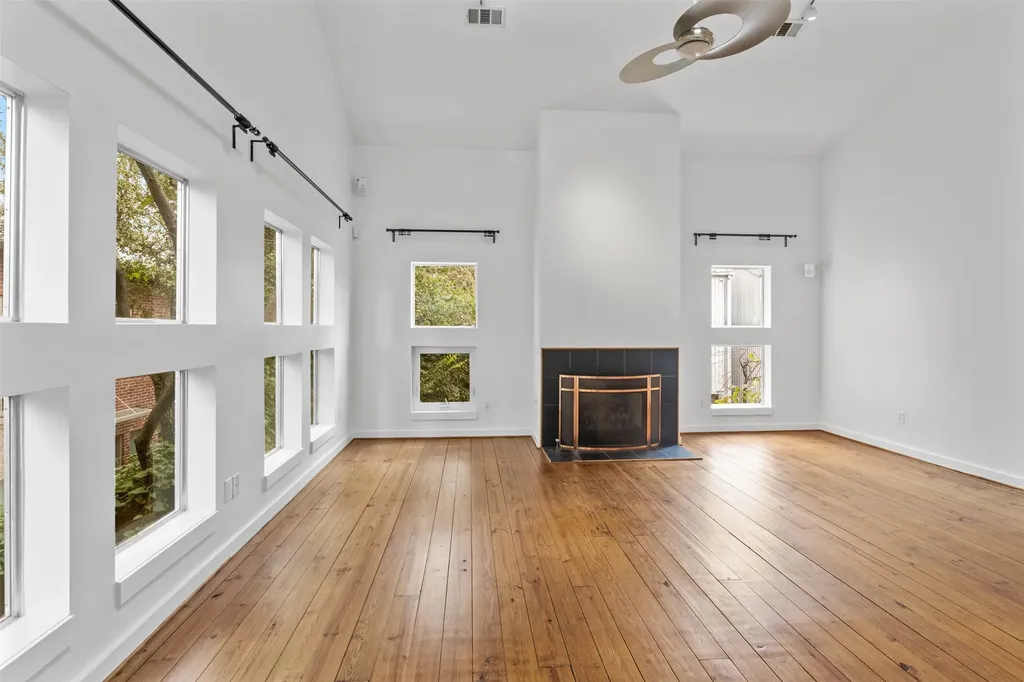 3809 San Jacinto Street Dallas TX 75204