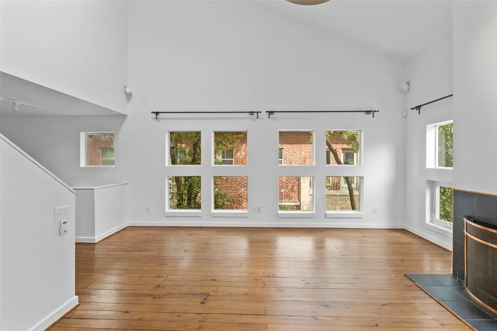 3809 San Jacinto Street Dallas TX 75204