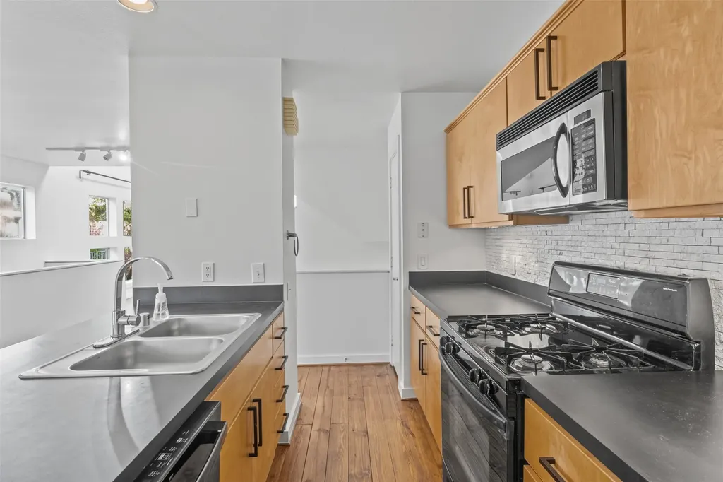 3809 San Jacinto Street Dallas TX 75204