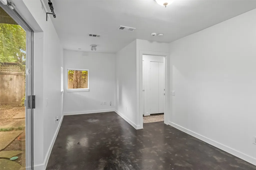3809 San Jacinto Street Dallas TX 75204