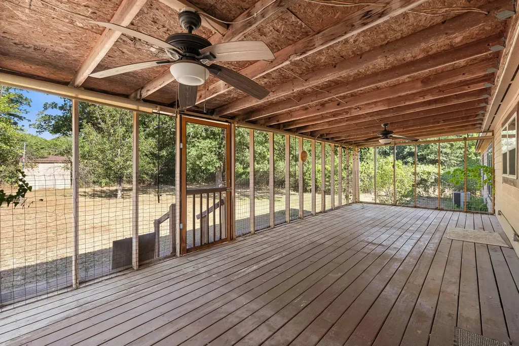 269 County Road 4374 Decatur TX 76234