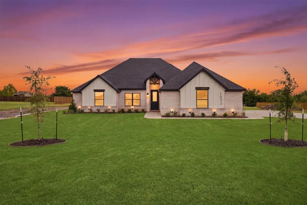 1033 Uplift Drive Weatherford TX 76087