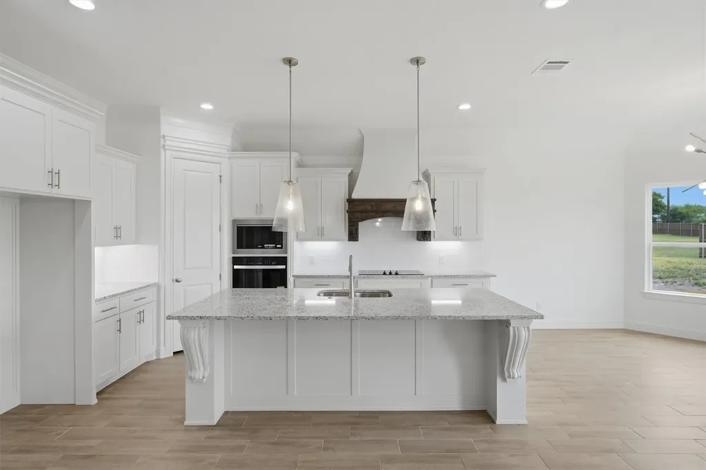 1033 Uplift Drive Weatherford TX 76087