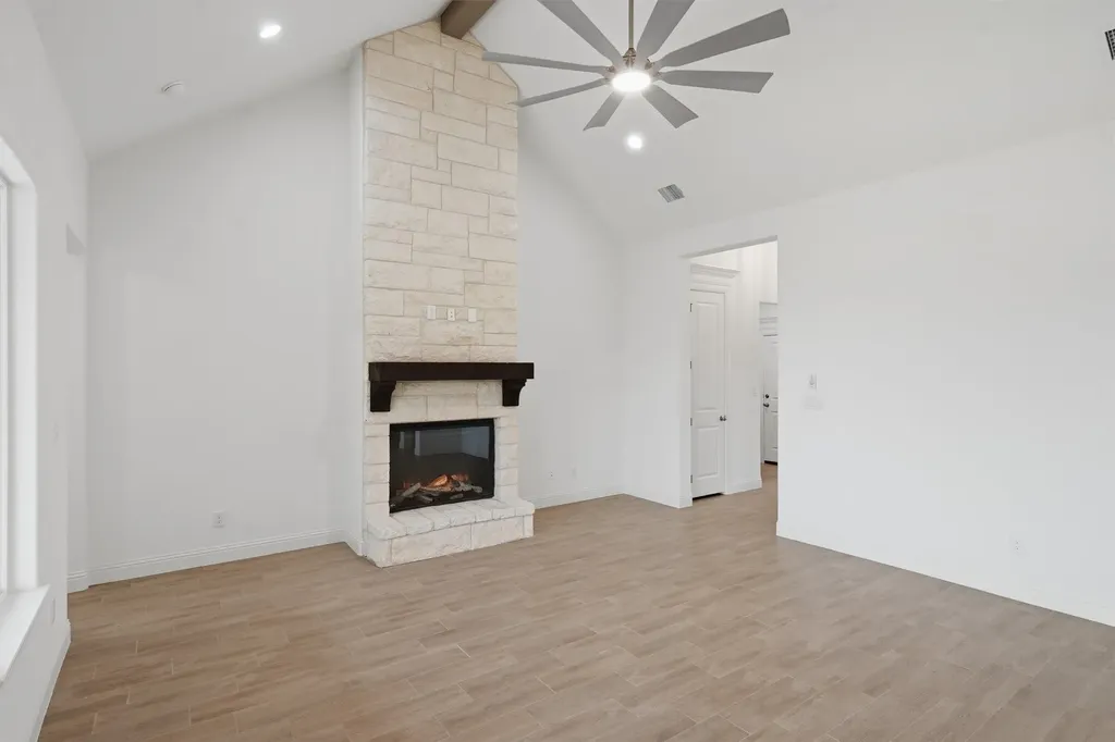 1033 Uplift Drive Weatherford TX 76087
