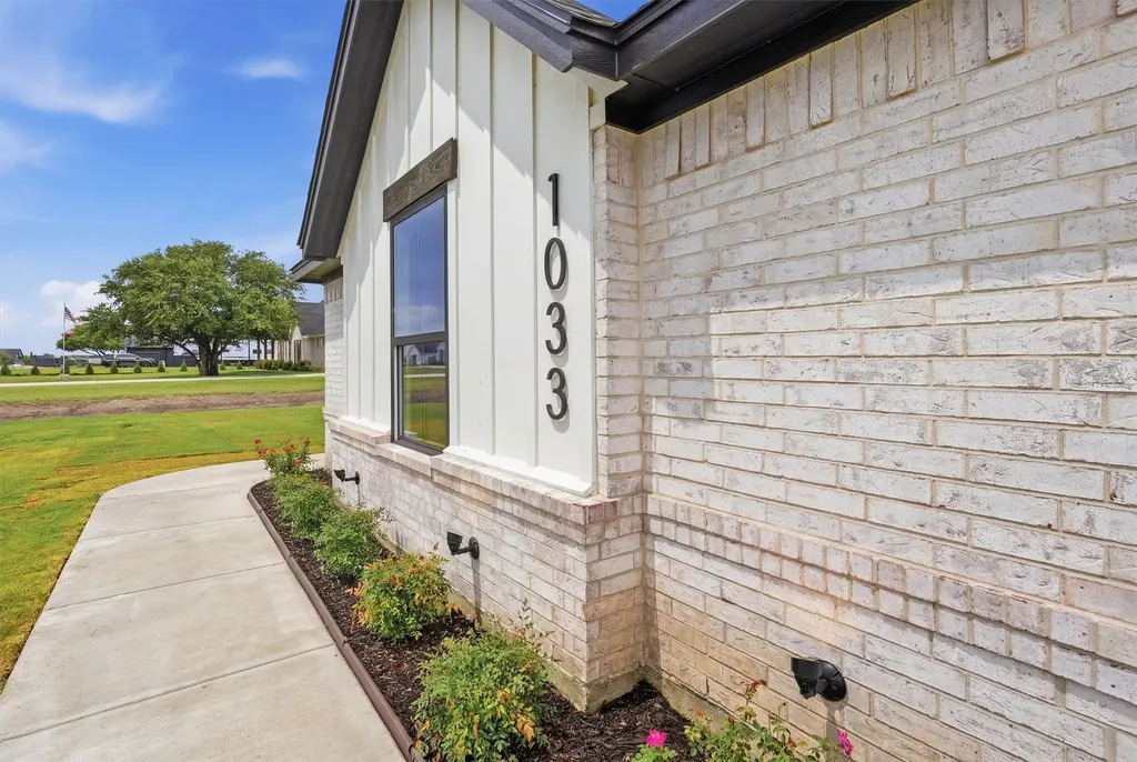 1033 Uplift Drive Weatherford TX 76087