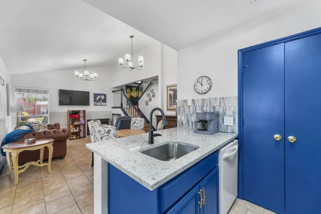 1456 Meadowood Village Drive Fort Worth TX 76120
