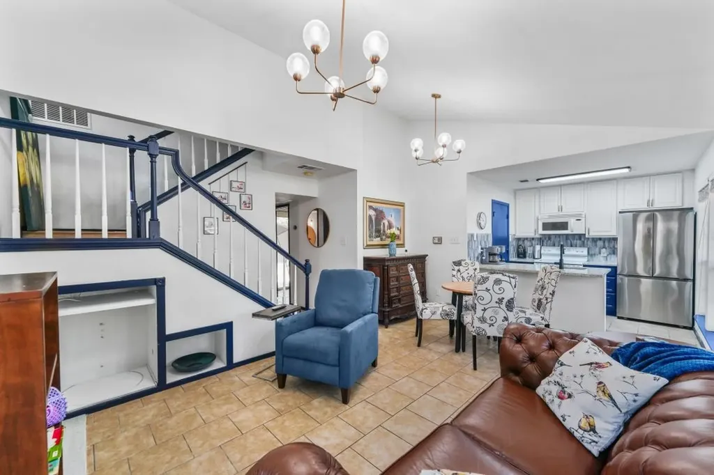 1456 Meadowood Village Drive Fort Worth TX 76120