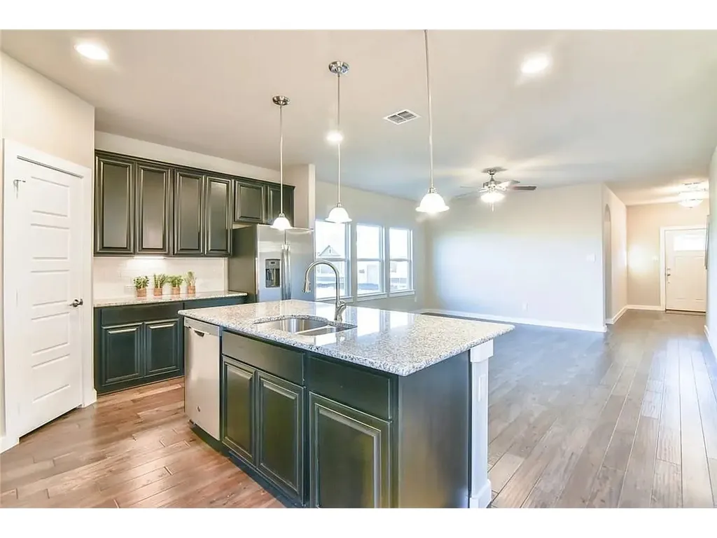 2305 Paxton Way Denton TX 76209