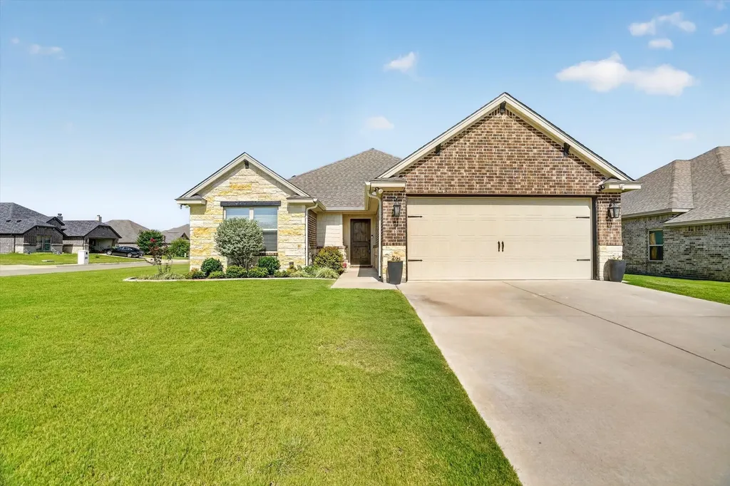 108 Meritt Street Godley TX 76044