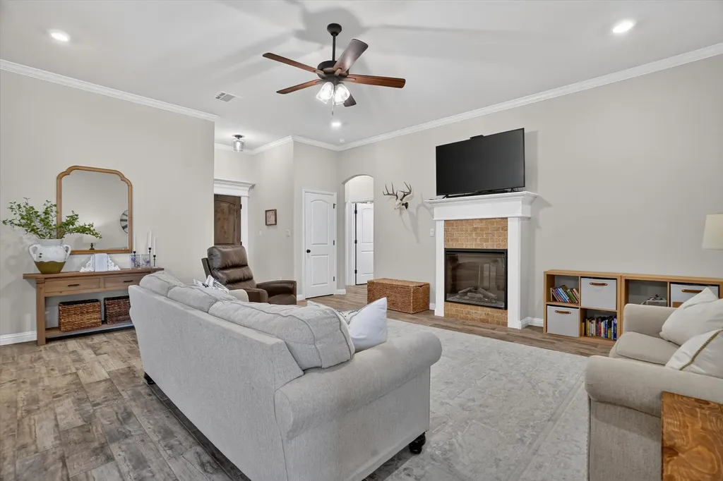 108 Meritt Street Godley TX 76044