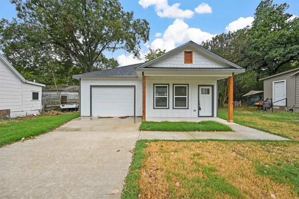 918 W Ford Street Denison TX 75020