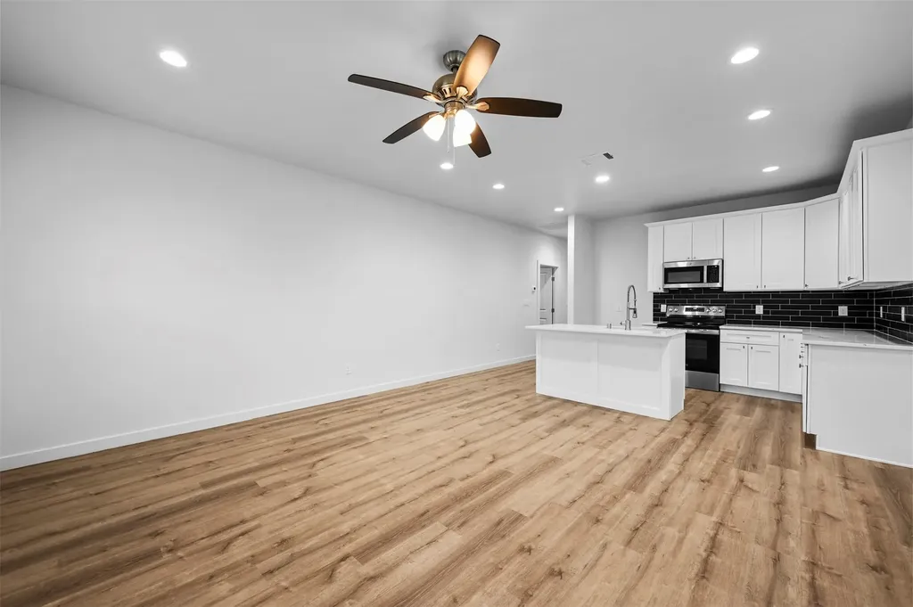 918 W Ford Street Denison TX 75020