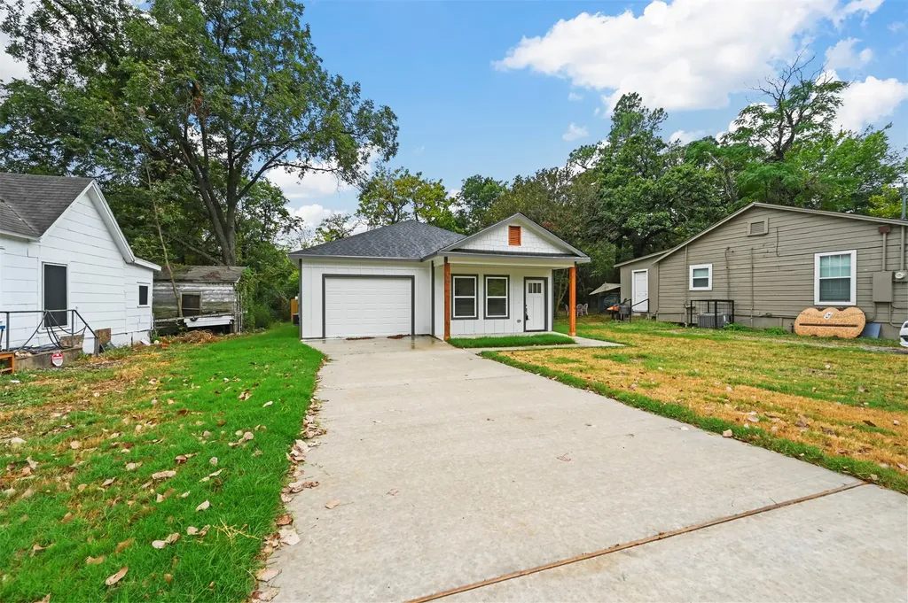 918 W Ford Street Denison TX 75020