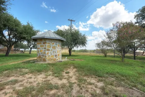 6887 Von Ormy Road San Antonio TX 78073