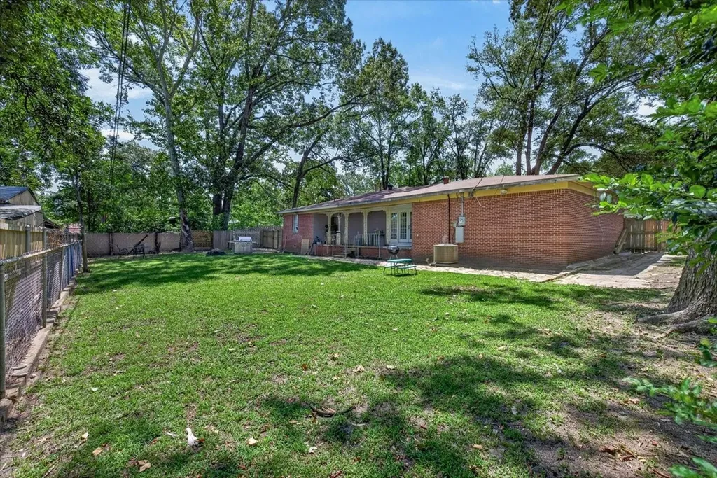 925 Maryland Drive Athens TX 75751