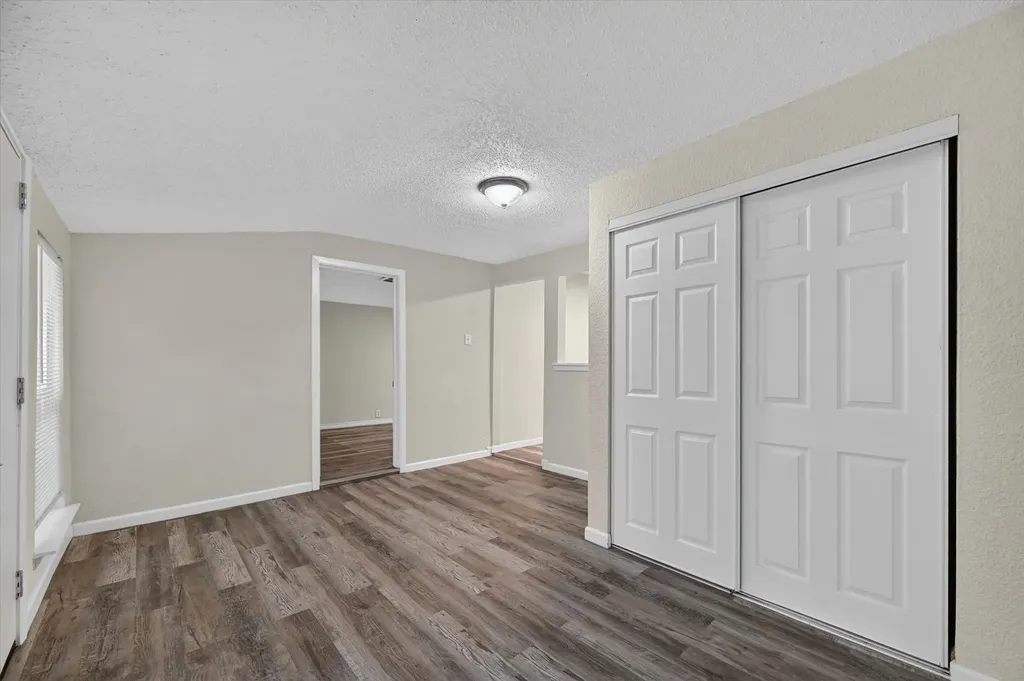 2334 Kathleen Avenue Dallas TX 75216