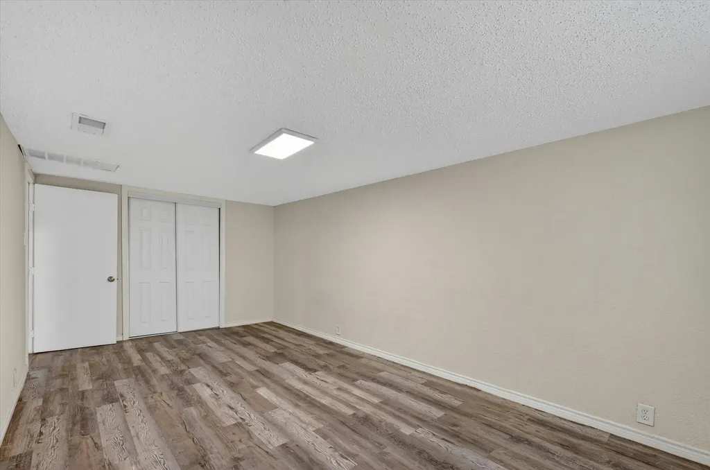 2334 Kathleen Avenue Dallas TX 75216