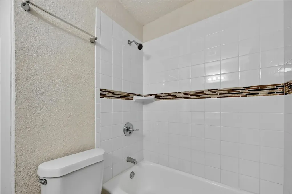 2334 Kathleen Avenue Dallas TX 75216
