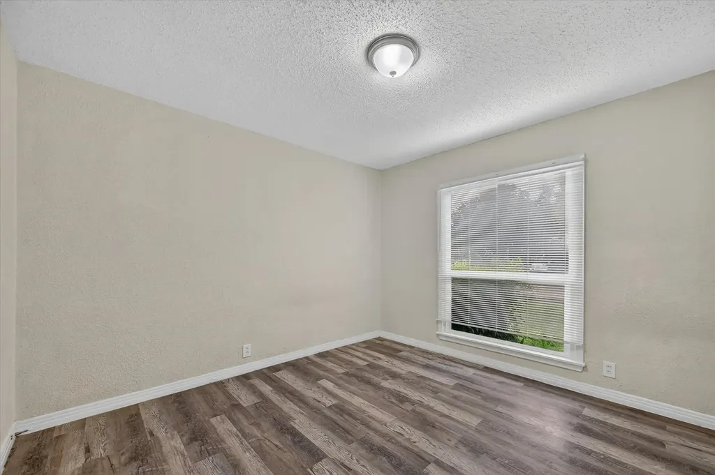 2334 Kathleen Avenue Dallas TX 75216