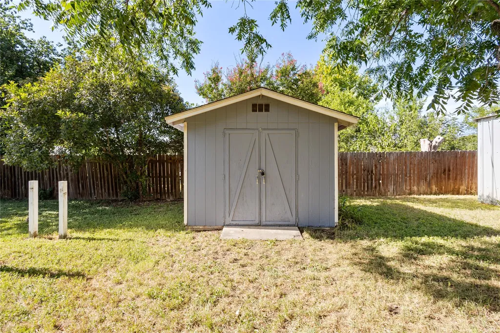 2008 Nowlin Road Coleman TX 76834